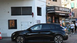 La subvención de 20 céntimos por litro de gasolina, inexistente ante la subida de precios