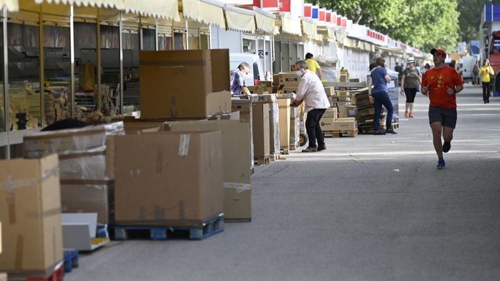 Desmontaje de la Feria del Libro