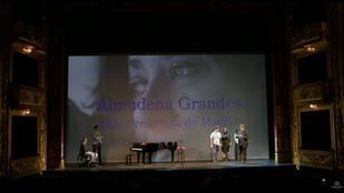 Almudena Grandes ya es Hija Predilecta de Madrid