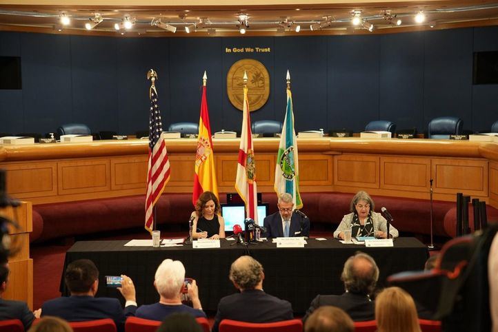 Isabel Díaz Ayuso se reúne con representantes del Condado de Miami Dade y llevar a cabo intercambios culturales, educativos y económicos