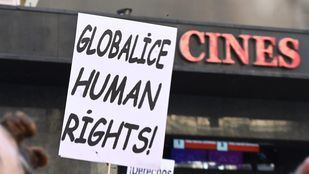 Kazajistán presenta su hoja de ruta democrática en Madrid