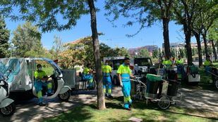 Madrid incorpora 60 'motobicis' eléctricas y 800 carritos para mejorar la limpieza
