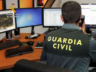 Guardias Civiles salvan a una bebé que no respiraba en Colmenar Viejo