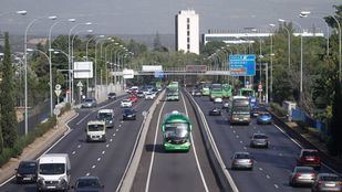 El Bus-VAO de la A-6 seguirá cerrado esta semana manteniendo ventanas horarias