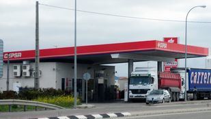 Las gasolineras más baratas en las 13 grandes rutas vacacionales