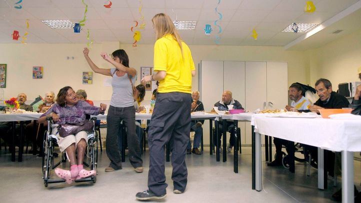 El centro de acogida Puerta Abierta durante una visita
