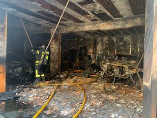 Extinguido un incendio en un taller mecánico de Ciudad Lineal