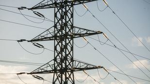 El precio de la luz vuelve a bajar este domingo