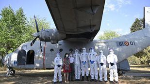 Margarita Robles visita la Unidad Médica de Aeroevacuación en Madrid