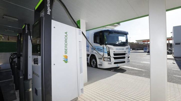 Primeras pruebas de carga de vehículos de transporte de mercancías 100% eléctrico