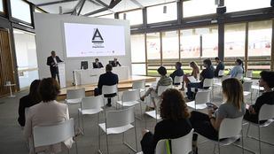 Visitas guiadas, itinerarios urbanos y exposiciones para conocer la arquitectura de Madrid