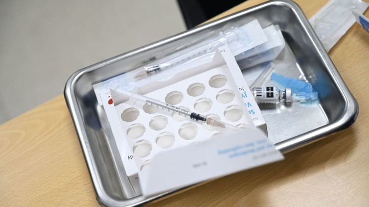 Elementos necesarios para vacunar a pacientes de viruela del mono