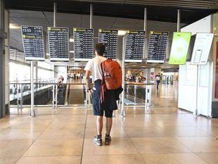 Salud Pública rebaja los controles sanitarios en aeropuertos y puertos