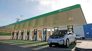 Iberdrola aumenta un 65% su red de puntos de carga para vehículos eléctricos