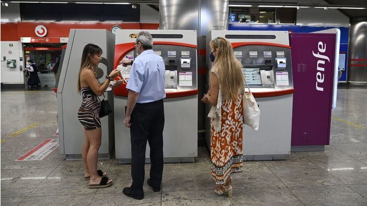 Imagen del primer día de abonos gratis de Renfe