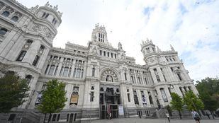 La izquierda pedirá más árboles, repensar el cierre del Retiro y ayudas para placas solares