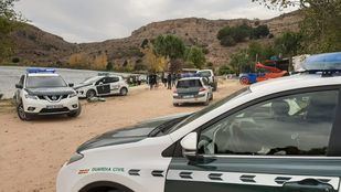 Rescatados 55 menores de Fuenlabrada cuyas piraguas volcaron en un embalse de Segovia
