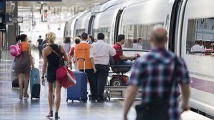 Renfe refuerza con cerca de 100.000 plazas su oferta de servicios para el puente de Todos los Santos
