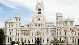 Cibeles recibe a la primera promoción de 32 funcionarios con discapacidad intelectual