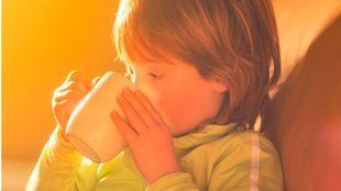 El Corte Inglés colabora con la Fundación Altius con las tarjetas de 1 Kilo de Ayuda y su Mercado