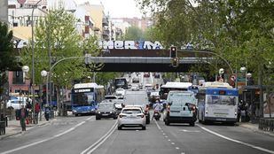 Almeida alega informes técnicos para no desmontar el scalextric de Puente de Vallecas