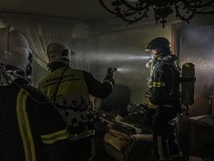 Dos hombres mueren en el incendio de su piso en Móstoles