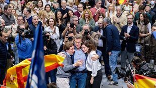 Ayuso y Almeida cargan contra Sánchez y le acusan de querer “romper España”