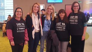 Representantes de la Cañada denuncian en Bruselas sus dos años sin luz