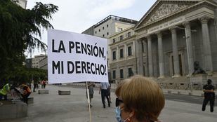 Lobato apuesta por subir "con más intensidad" las pensiones y el salario mínimo