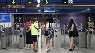 Madrid, abierta a mantener la rebaja del 20 por ciento en los abonos transporte