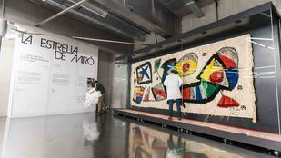CaixaForum Madrid descubre la historia del tapiz de Miró