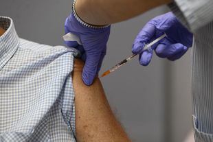 Más de 900.000 madrileños han recibido ya la cuarta dosis de la vacuna contra la Covid