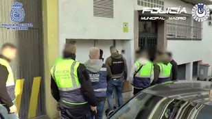 Un club de fumadores, tapadera para la venta de drogas junto a una zona escolar de Ciudad Lineal