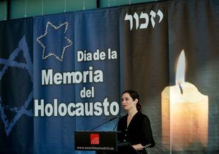 Ayuso sugiere que el clima político en España es similar al de Alemania en 1930