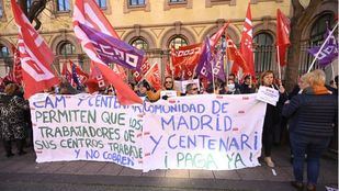 Trabajadores de residencias de Leganés y Vallecas denuncian recortes y exigen el pago de atrasos