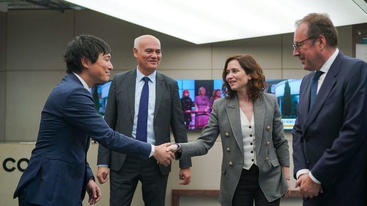 Isabel Díaz Ayuso durante su viaje en Londres