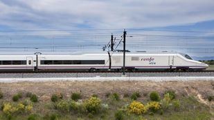Renfe pone a la venta 150.000 billetes de AVE Madrid-Barcelona a 15 euros