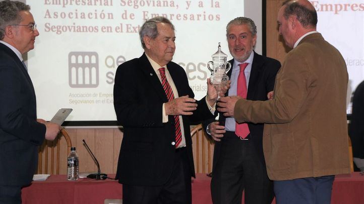 Reconocimiento a Juan Yagüe