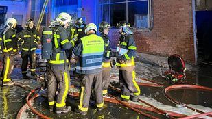 Herida grave una mujer de 37 años tras un incendio en su vivienda de Vallecas