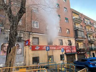 Un incendio deja 11 heridos y una fallecida en Ciudad Lineal