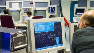 Continúa la huelga parcial en las torres de control privadas, entre ellas Cuatro Vientos