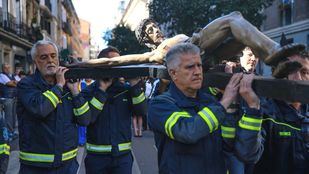 Almeida resta importancia a la participación de bomberos de guardia en una procesión
