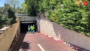 Muere un hombre aplastado por la puerta del garaje