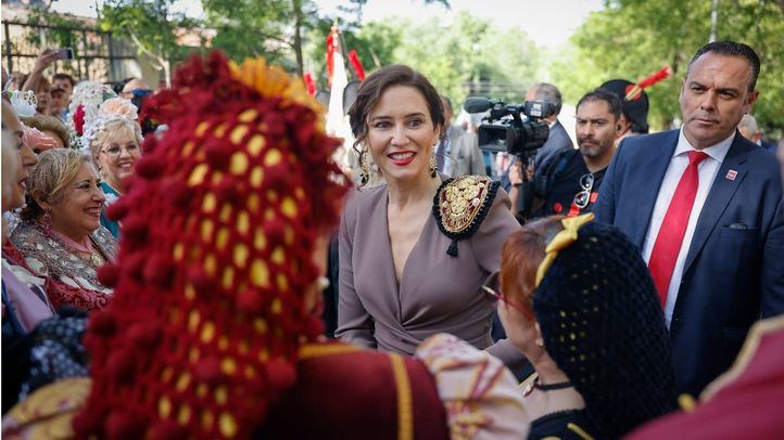 Isabel Díaz Ayuso preside este Día de la Comunidad la tradicional ofrenda floral a los Héroes del 2 de Mayo de 1808 en el cementerio de la Florida