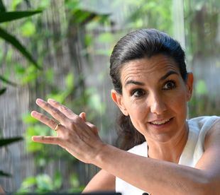 Monasterio se compromete en Parla a "fulminar" a narcos y okupas