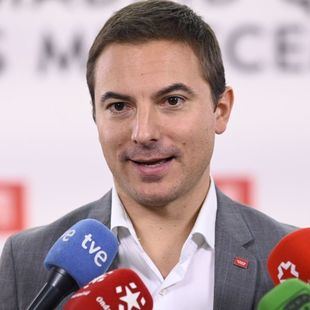 Lobato mantendrá a Diego Cruz en la Mesa de la Asamblea de Madrid