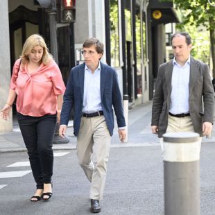 Almeida recorta concejalías y empodera con macroáreas a Carabante y Sanz