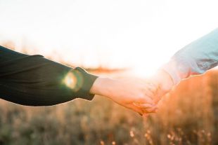 Las claves de Azahar Amarres de Amor para triunfar en tu relación de pareja