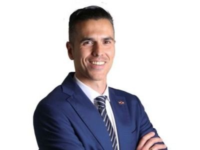 Renuncia un concejal de Vox en Móstoles y acusa a sus compañeros de 'sacrificar ideas' por sillones