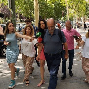 El director del colegio Virgen de Europa abandona los juzgados de Móstoles